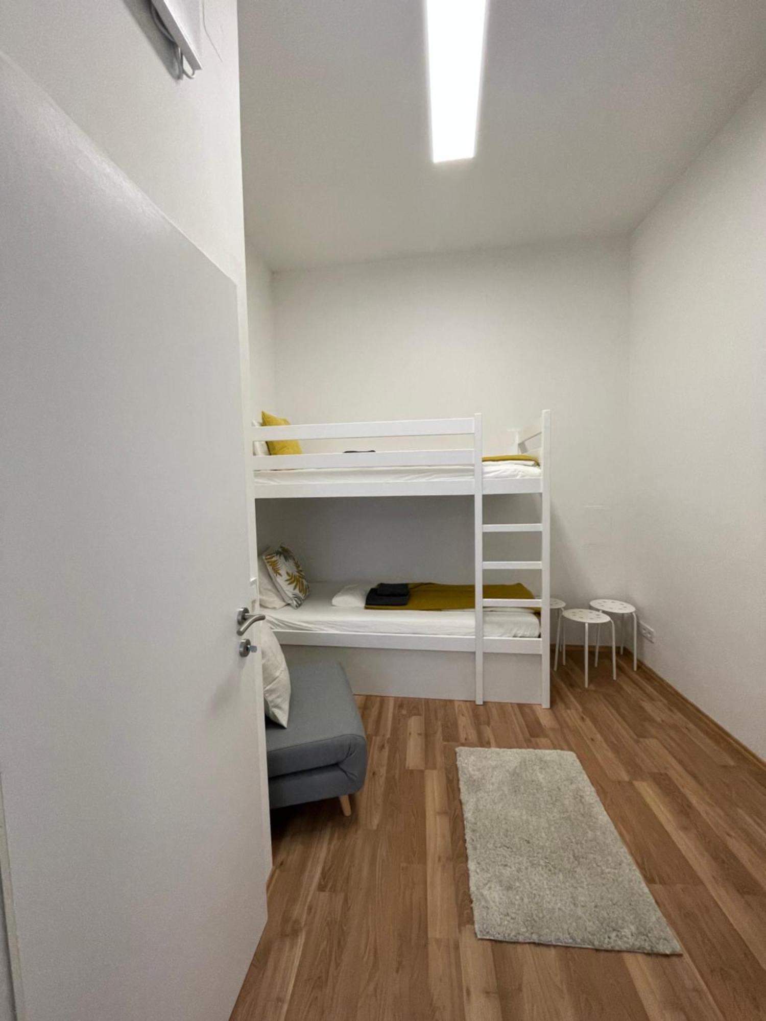 Central Appartment Vienna Esterno foto